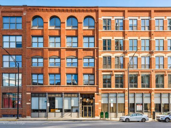 420 W Grand Ave. #1D2D, Chicago, IL 60654