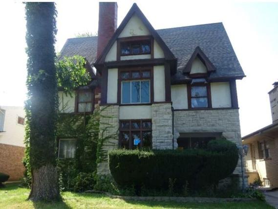 9706 S Longwood Dr., Chicago, IL 60643