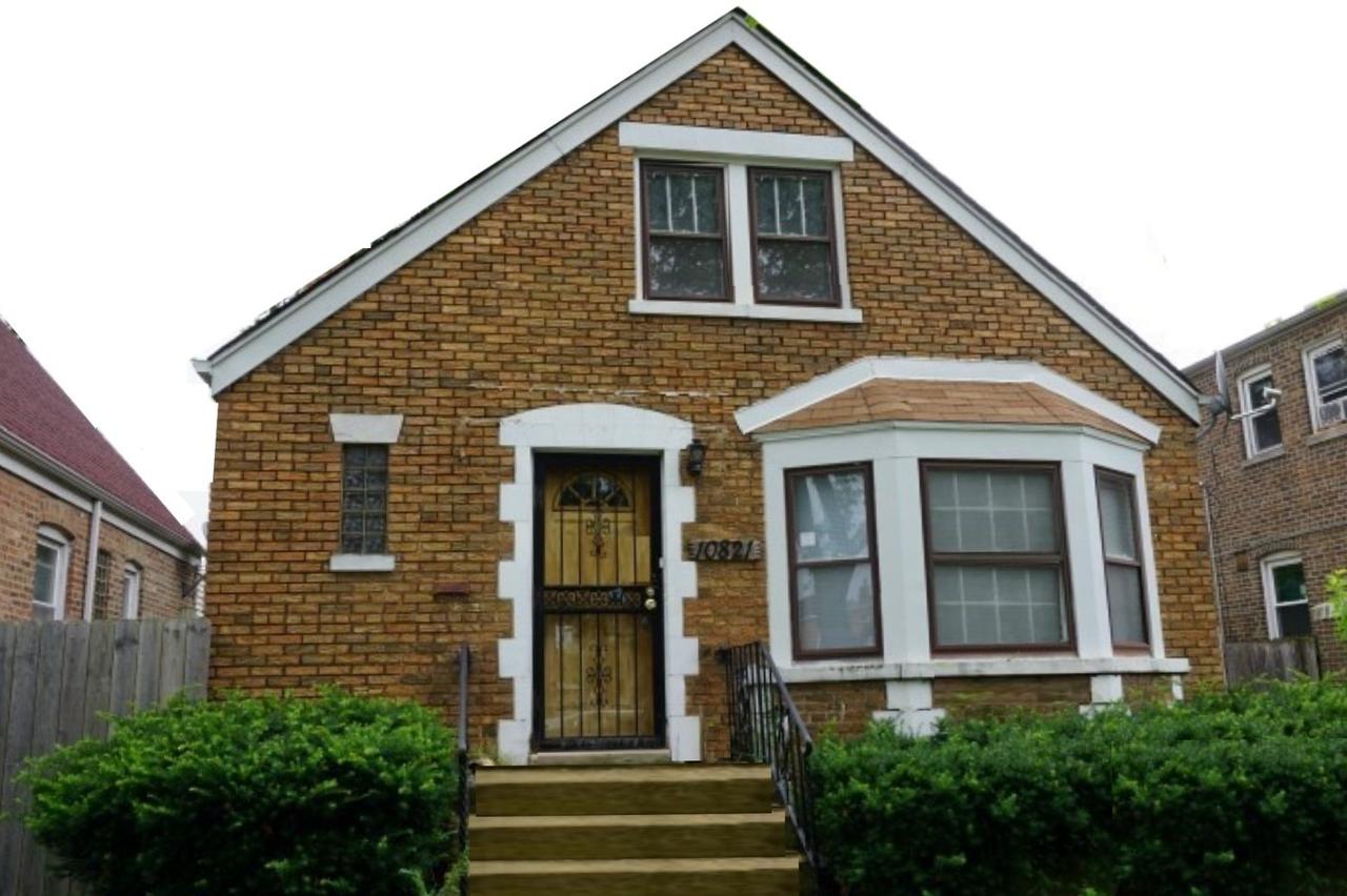 10821 S Eberhart Ave., Chicago, IL 60628
