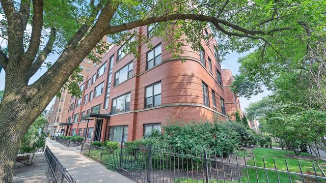 7423 N Sheridan Rd. #2W, Chicago, IL 60626