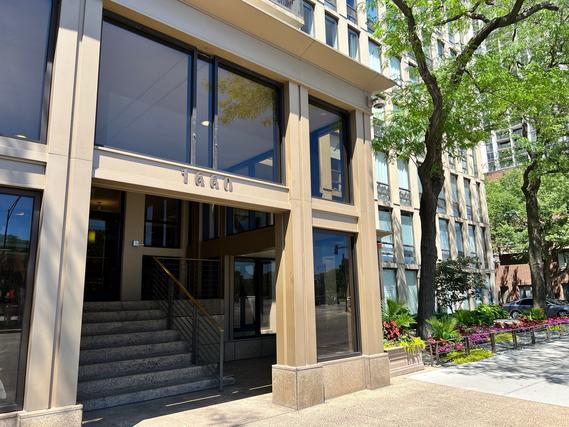 1660 N La Salle Dr. #3002, Chicago, IL 60614