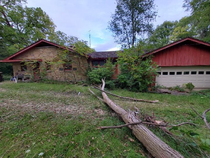 305 N Mix St., Oregon, IL 61061
