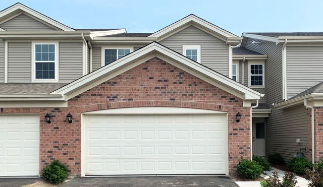 3 West Lake Ct., Cary, IL 60013
