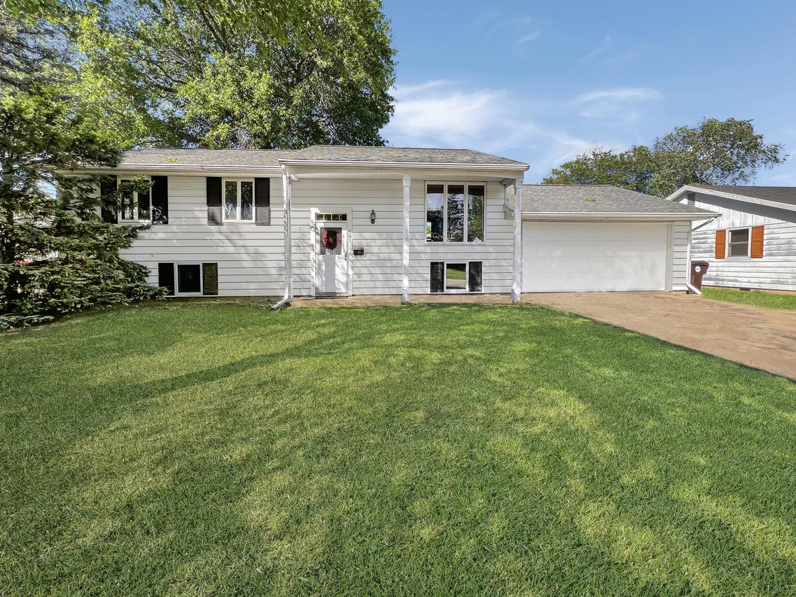 661 Morningside Dr., Rantoul, IL 61866