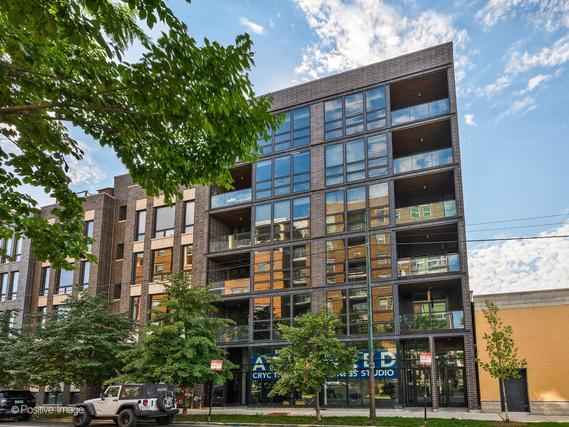 1018 N Larrabee St. #2S, Chicago, IL 60610