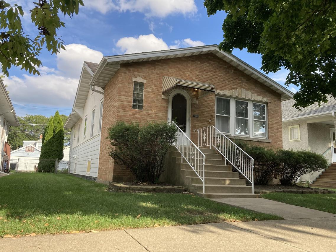4221 N Meade Ave., Chicago, IL 60634