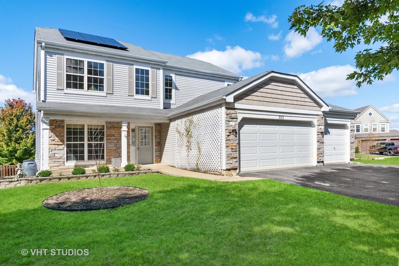 353 Stonegate Rd., Bolingbrook, IL 60440