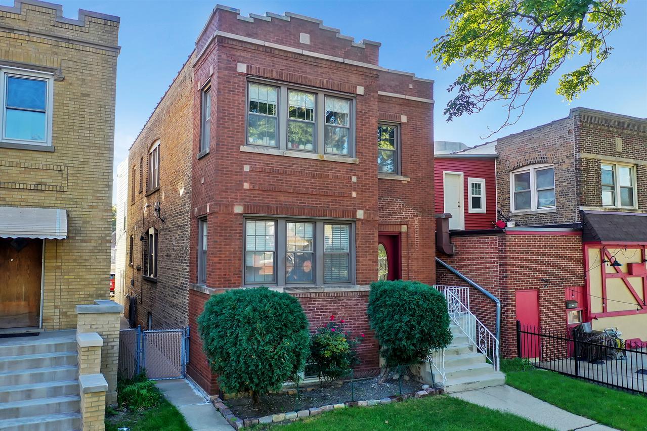 3605 N Saint Louis Ave., Chicago, IL 60618