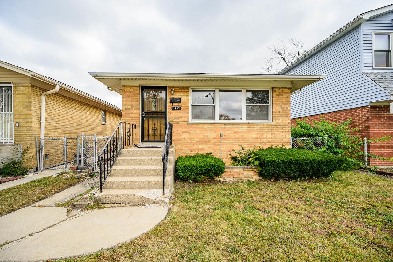 11753 S Throop St., Chicago, IL 60643
