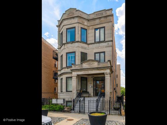 942 N Fairfield Ave. #3R, Chicago, IL 60622