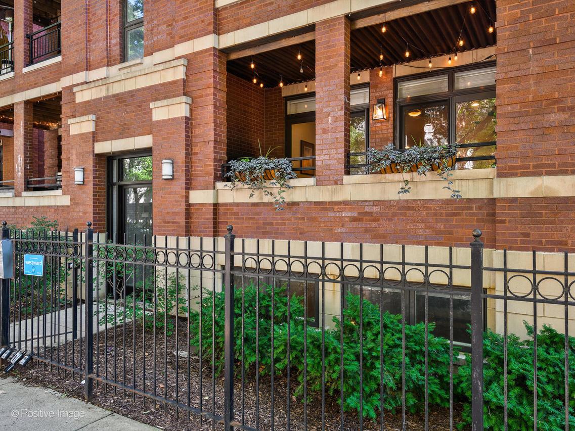 675 N Peoria St. #1S, Chicago, IL 60622