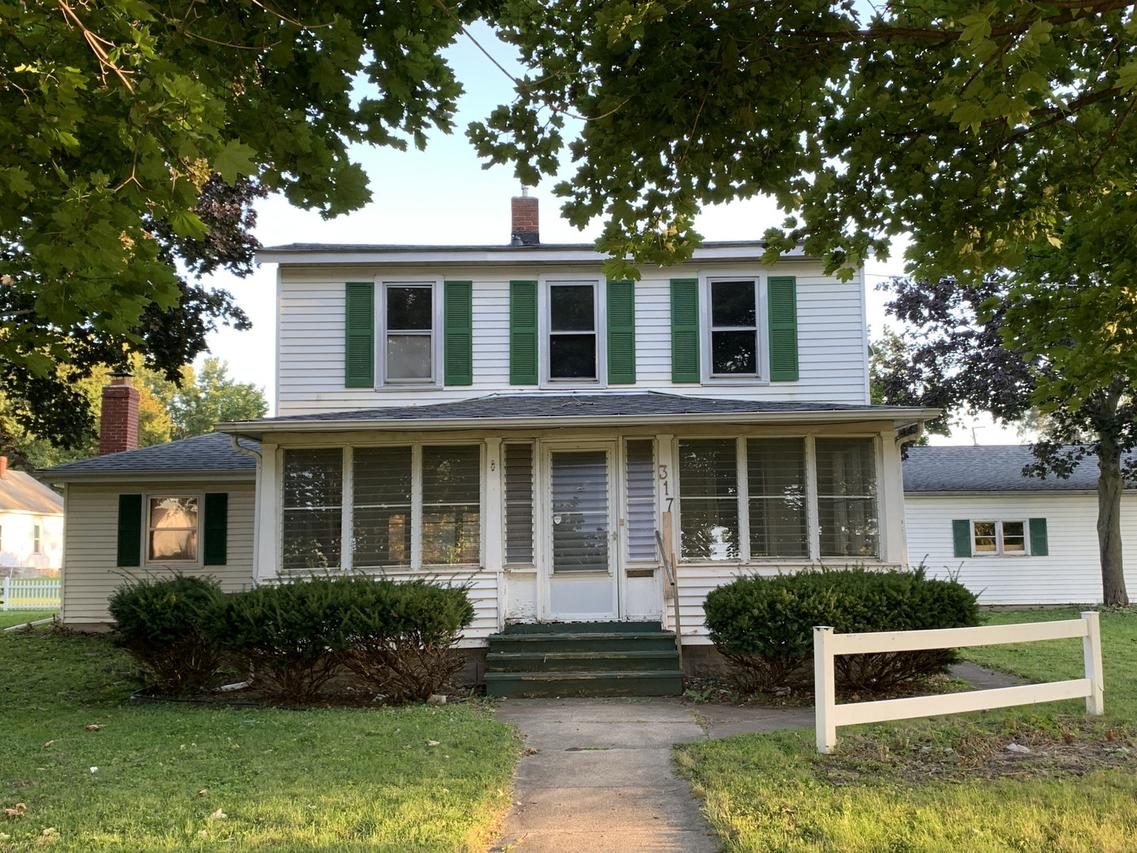 317 W Dearborn St., Plano, IL 60545