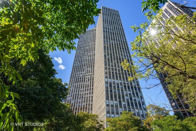 2626 N Lakeview Ave. #1001, Chicago, IL 60614