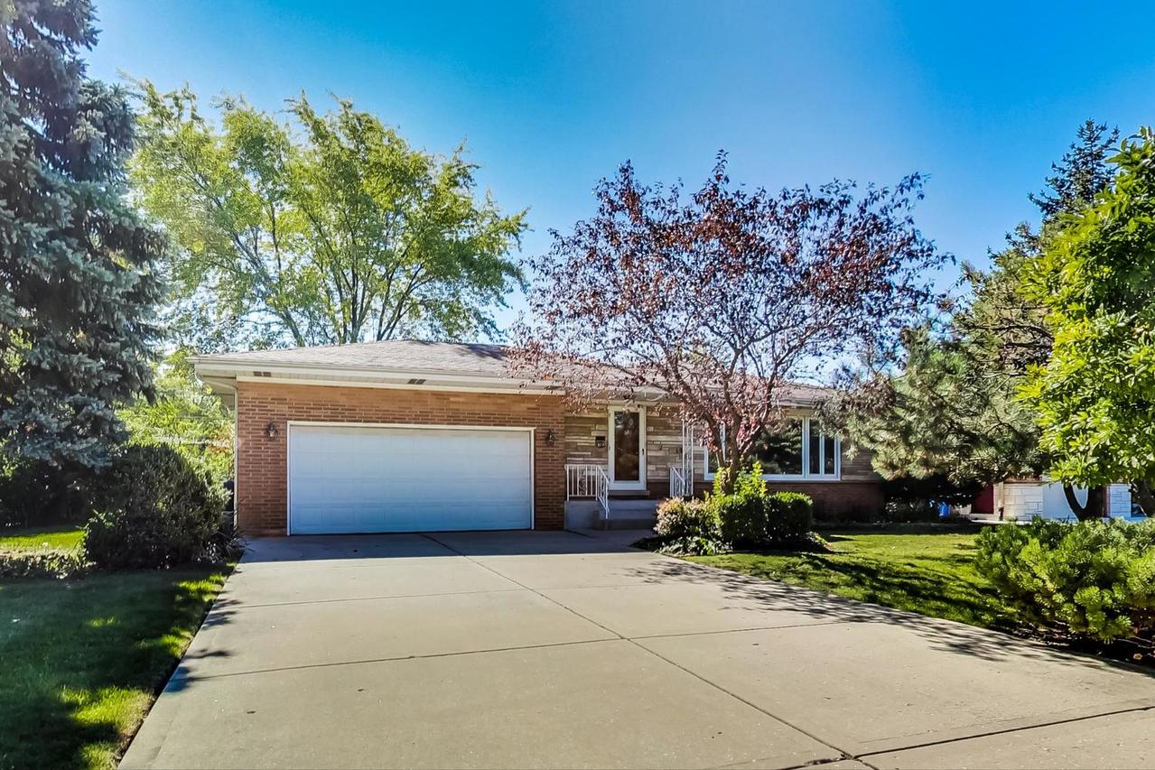 8017 W Bryn Mawr Ave., Norwood Park, IL 60631