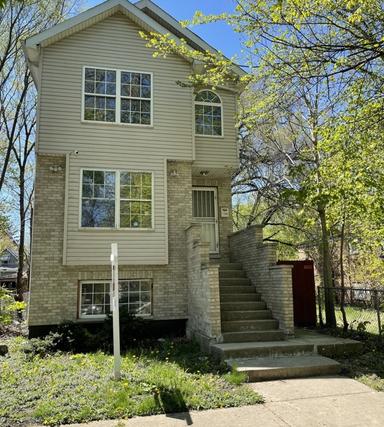 11608 S Yale Ave., Chicago, IL 60628