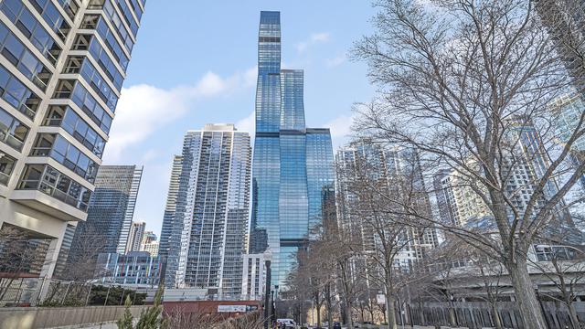 363 E Wacker Dr. #2901, Chicago, IL 60601