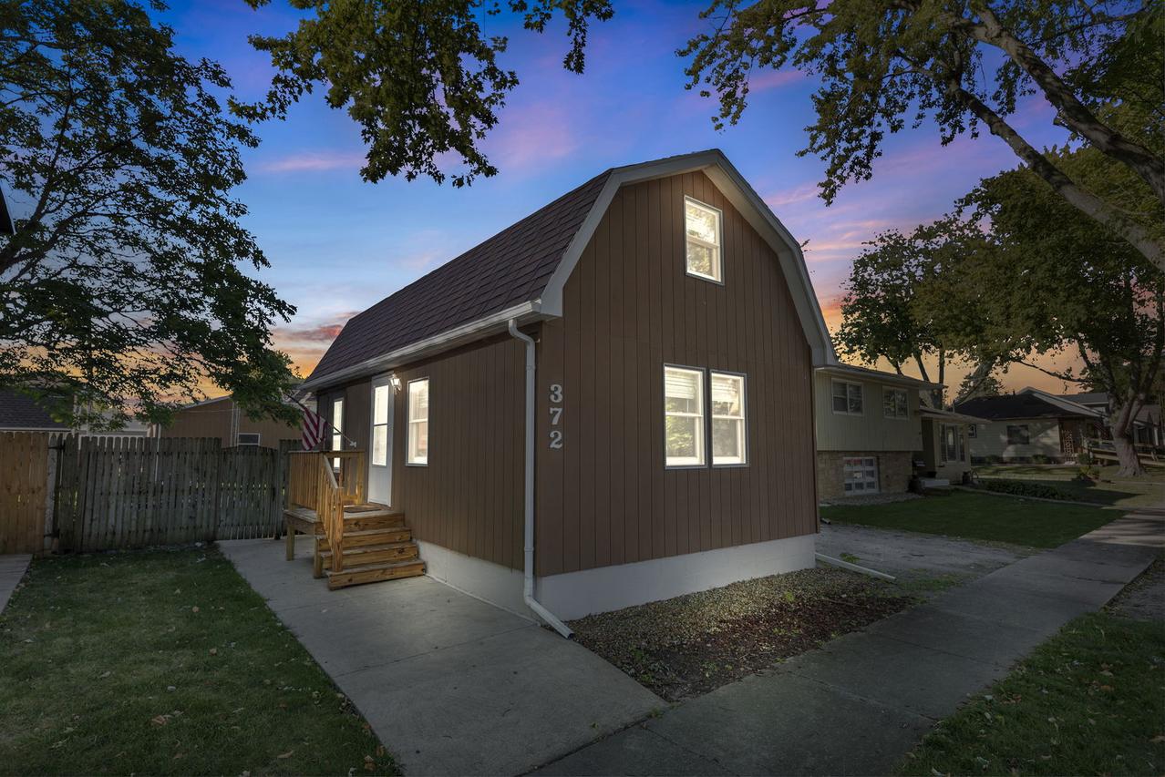 372 W Grant St., St. Anne, IL 60964