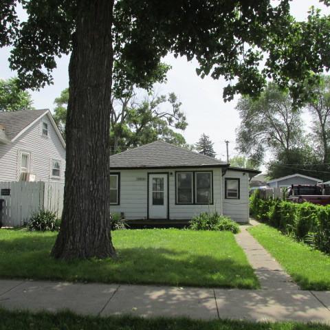 9823 Melvina Ave., Oak Lawn, IL 60453