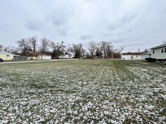 15205 Lincoln Ave., Harvey, IL 60426