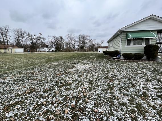 15207 Lincoln Ave., Harvey, IL 60426