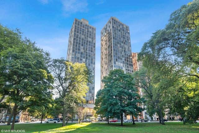 345 W Fullerton Pkwy. #1706, Chicago, IL 60614