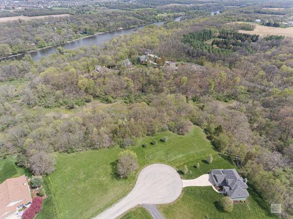 6015 Polo Club Dr., Yorkville, IL 60560
