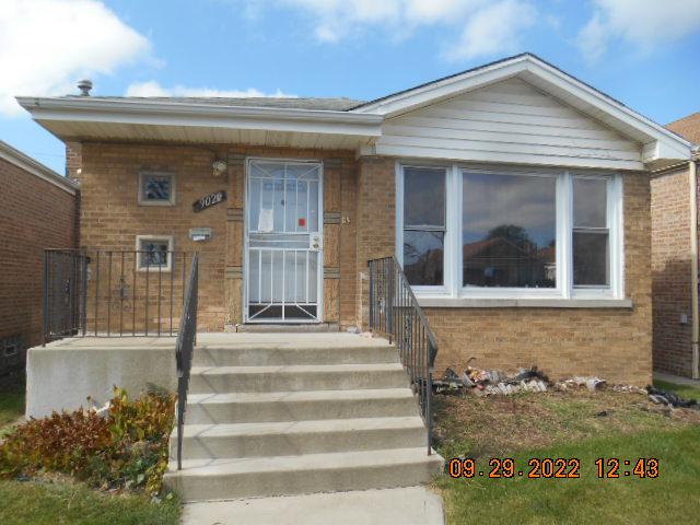 9020 S East End Ave., Chicago, IL 60617