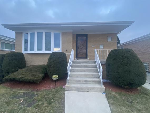 543 Calhoun Ave., Calumet City, IL 60409