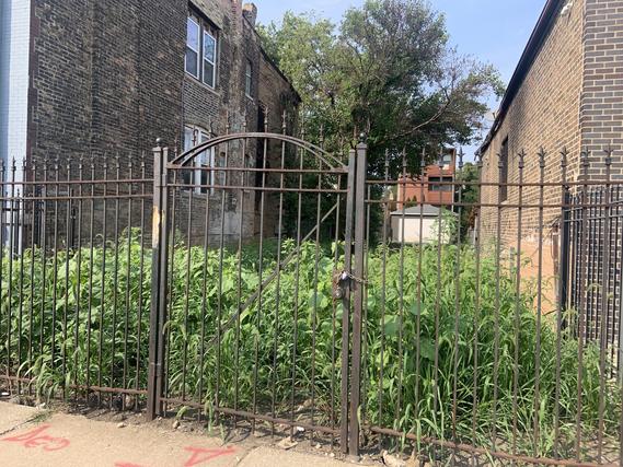 3308 W Congress Pkwy., Chicago, IL 60624