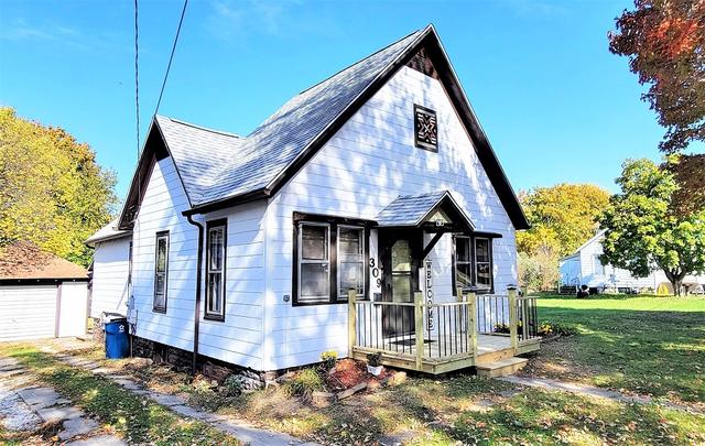 309 Spruce St., Dixon, IL 61021