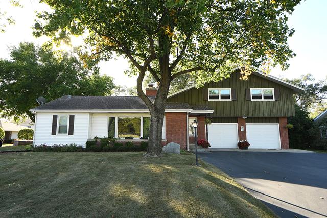 11024 S Roberts Rd., Palos Hills, IL 60465