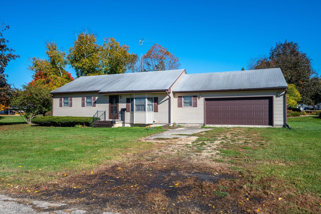 410 S Barber Ave., Polo, IL 61064