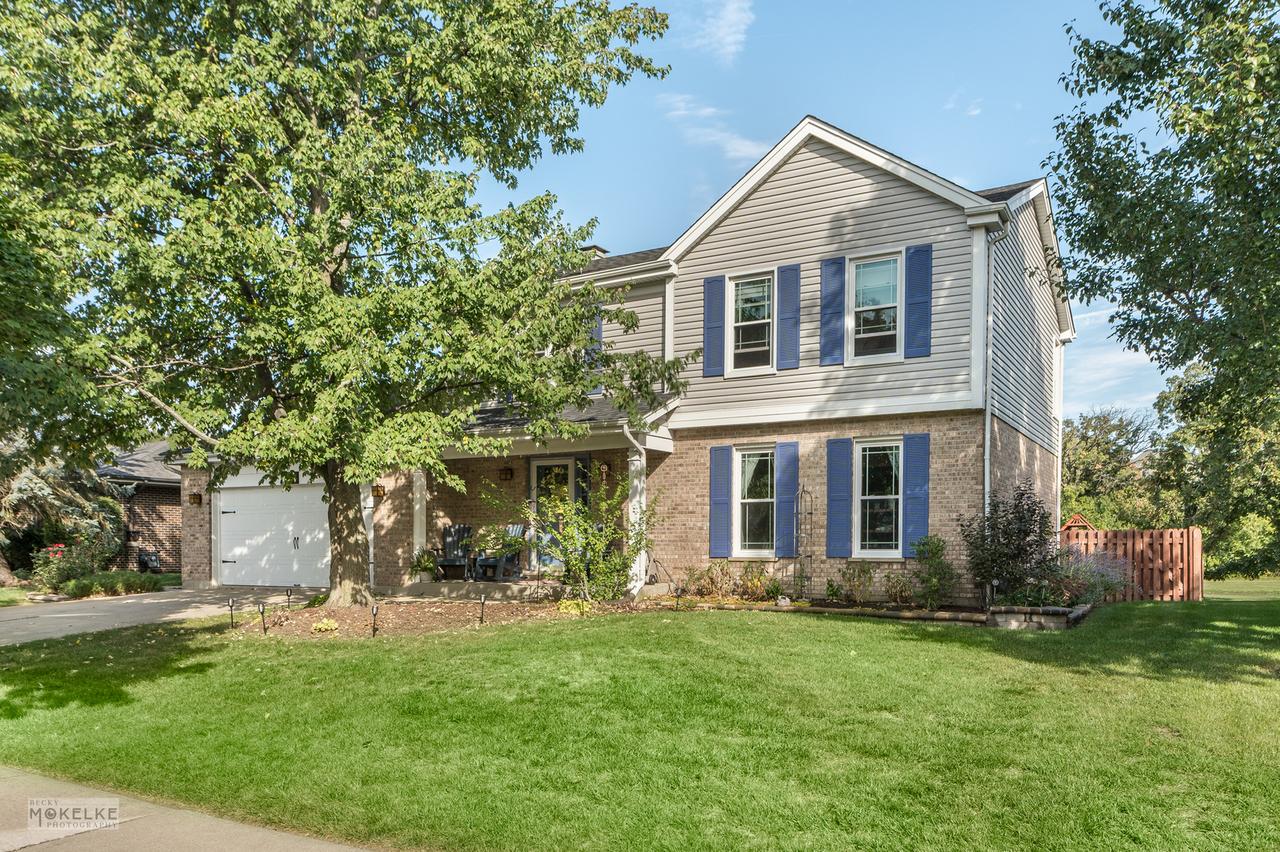 1218 Meadowwood Ave., Woodridge, IL 60517