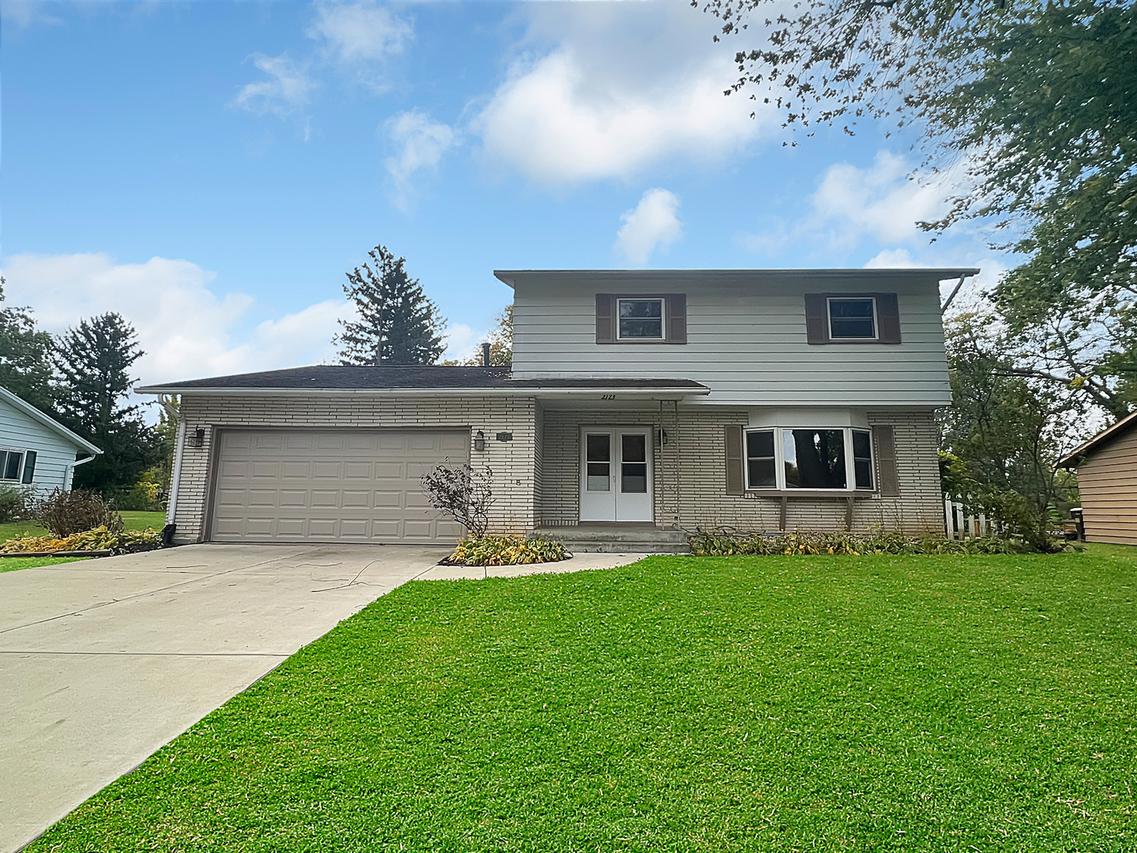 2123 Revere St., Freeport, IL 61032