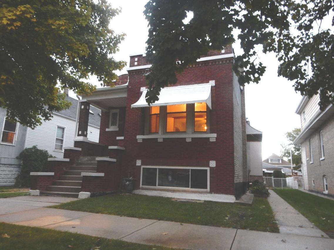 2517 S 59th Ct., Cicero, IL 60804