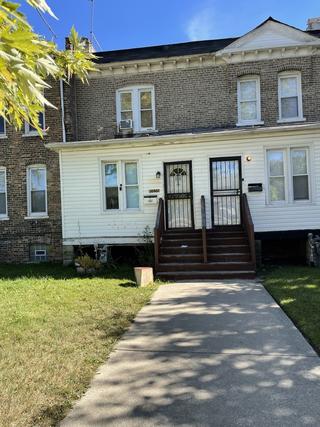 10521 S Corliss Ave., Chicago, IL 60628