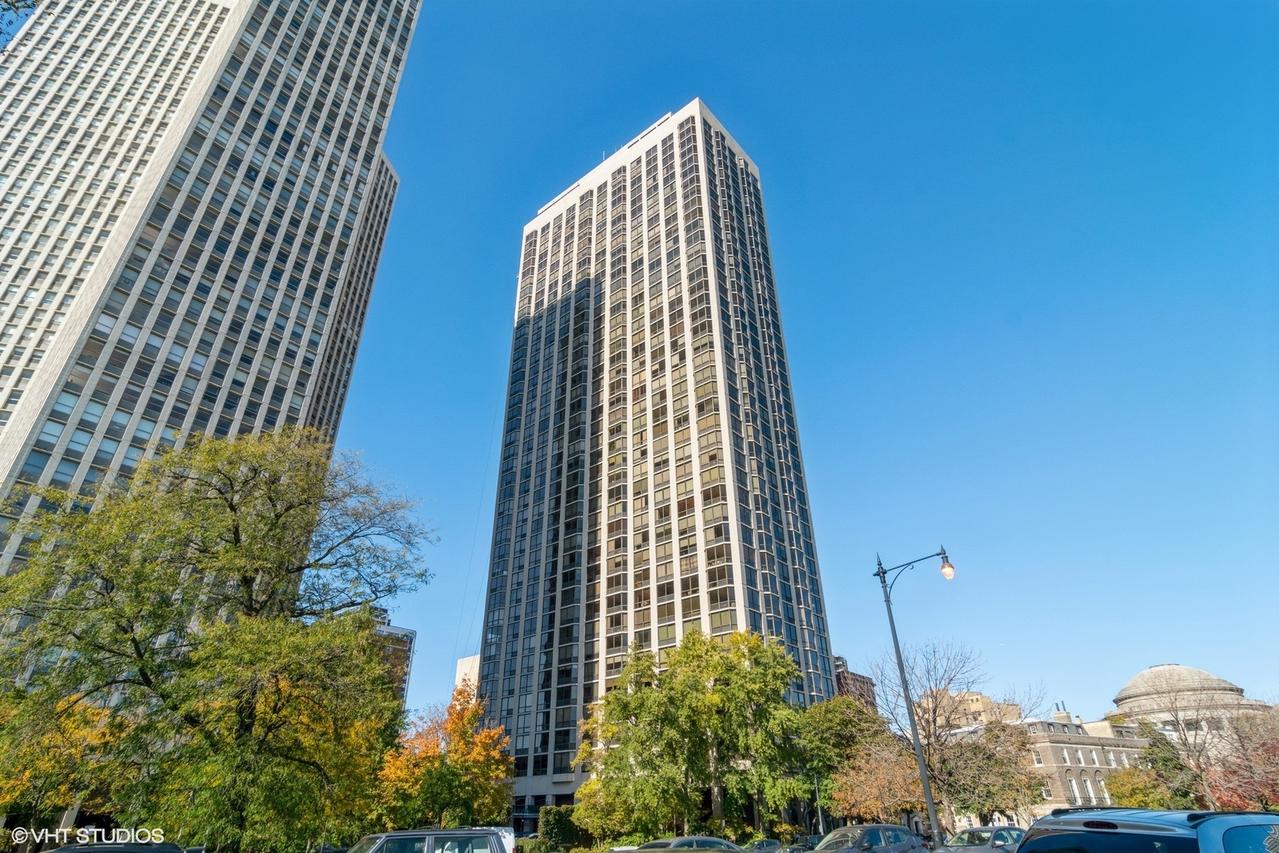 2650 N Lakeview Ave. #4107, Chicago, IL 60614