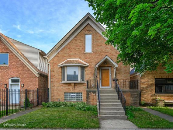 2649 W Superior St., Chicago, IL 60612