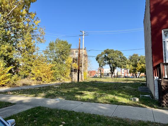2948 W Wilcox St., Chicago, IL 60612