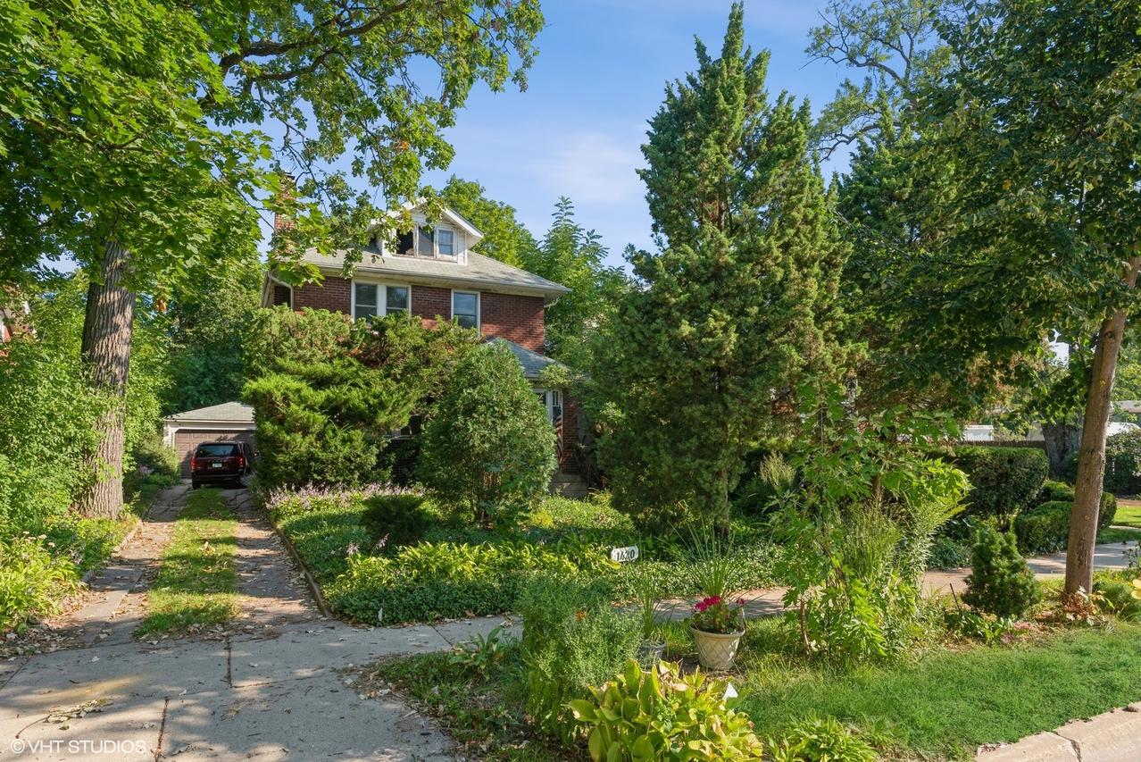 1420 Lake Ave., Wilmette, IL 60091