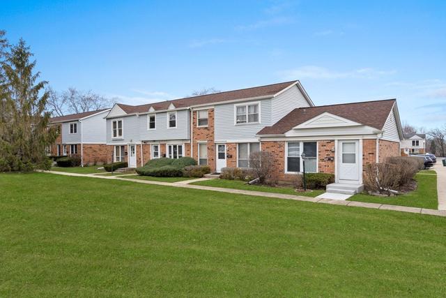 1032 Ashton Ct., Streamwood, IL 60107