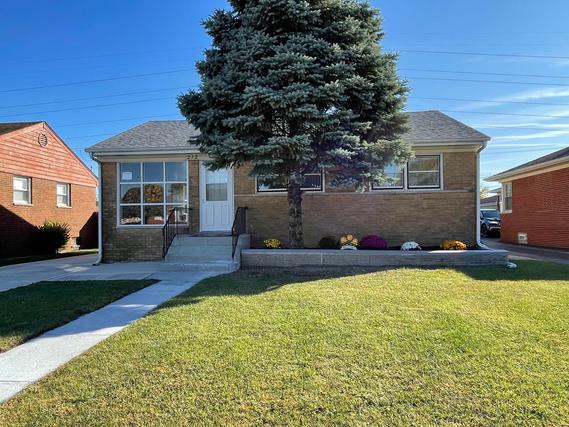 New Homes with a Master Bedroom on the 1st Floor in South Chicago Heights: October 15th to October 21st