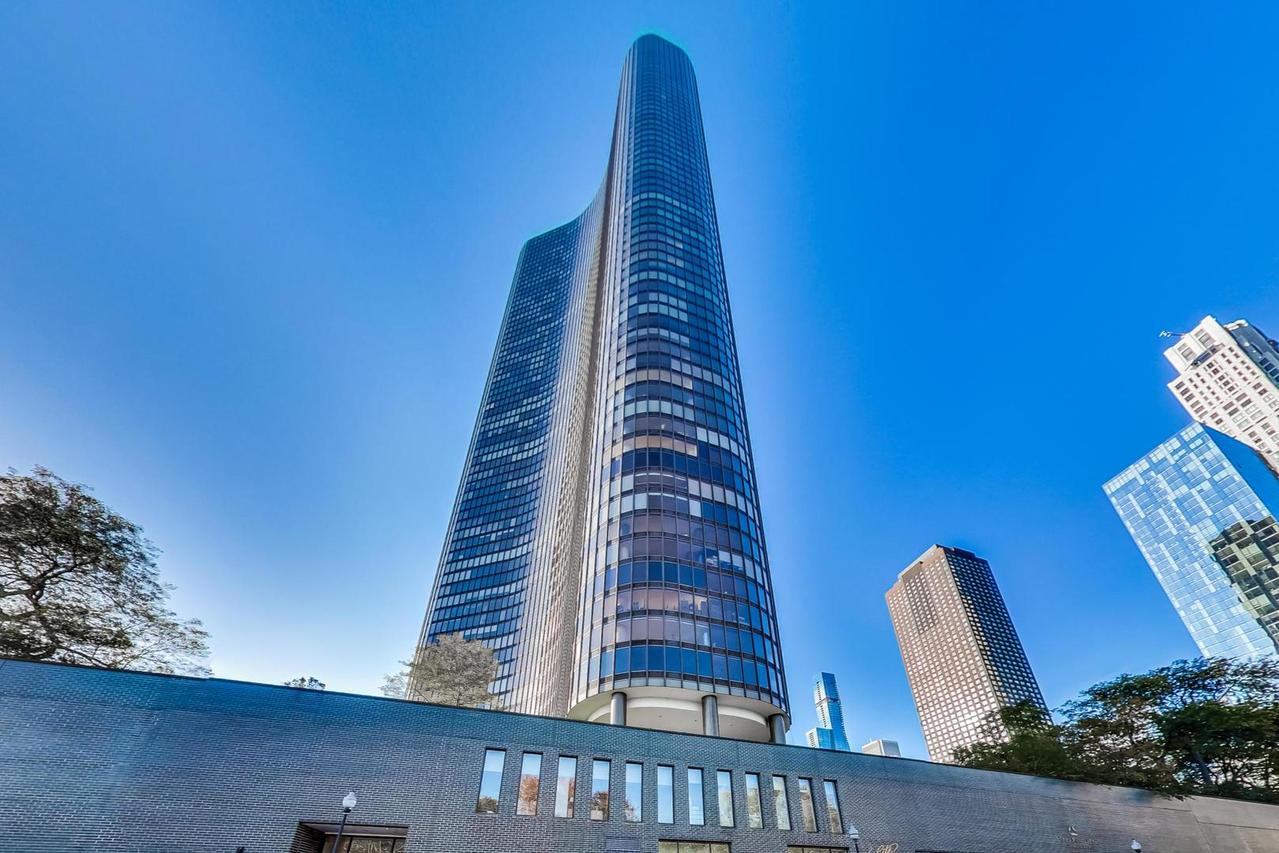 505 N Lake Shore Dr. #C-32, Chicago, IL 60611