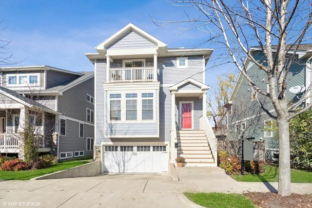 5210 W Seminole St., Chicago, IL 60646