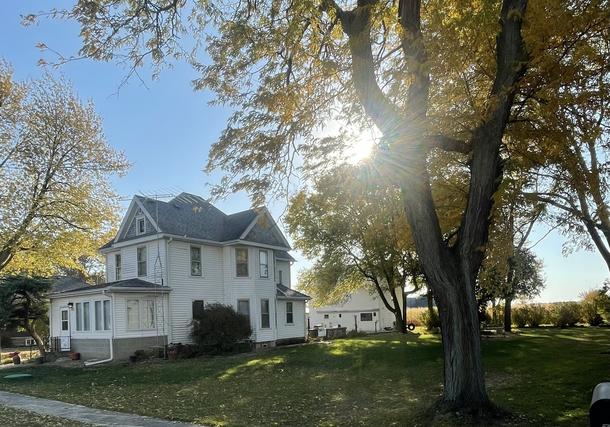 6772 Chicago Rd., Yorkville, IL 60560