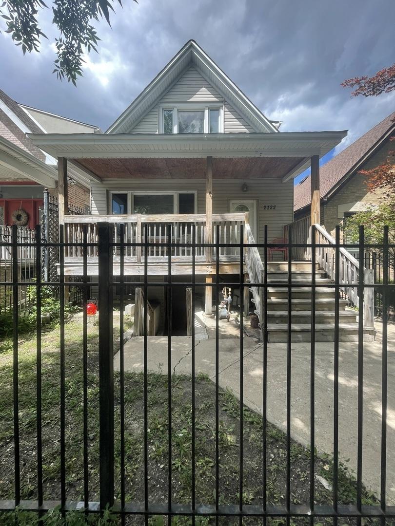 2322 W Polk St., Chicago, IL 60612