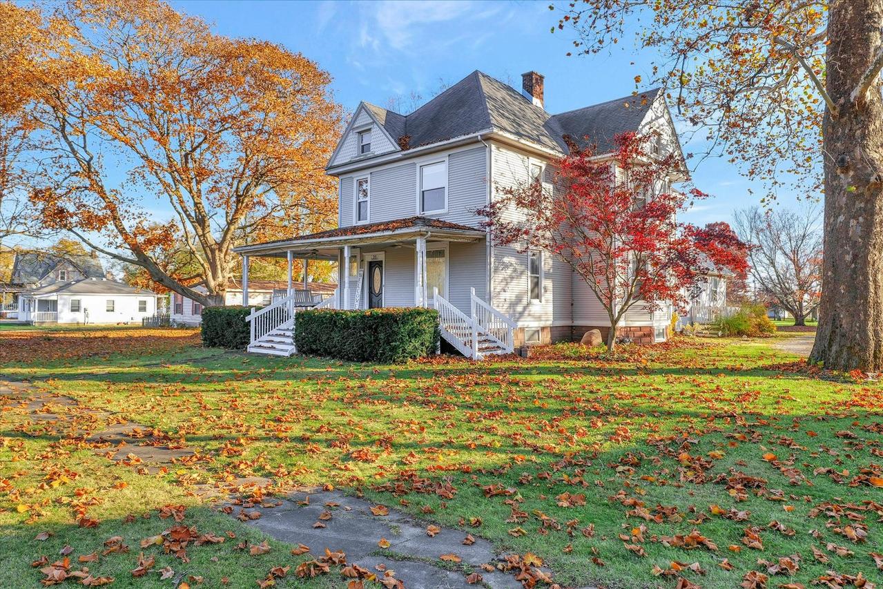 209 W South St., Mansfield, IL 61854