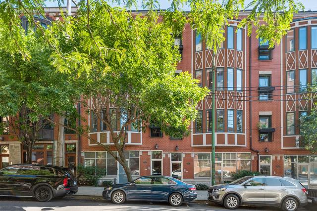 821 W Superior St. #3, Chicago, IL 60642
