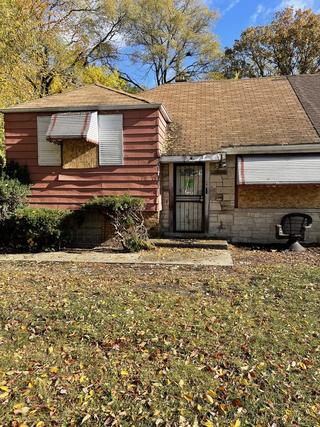 9713 S Oglesby Ave., Chicago, IL 60617
