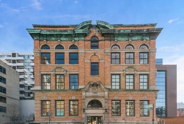 319 W Erie St. #1W, Chicago, IL 60654